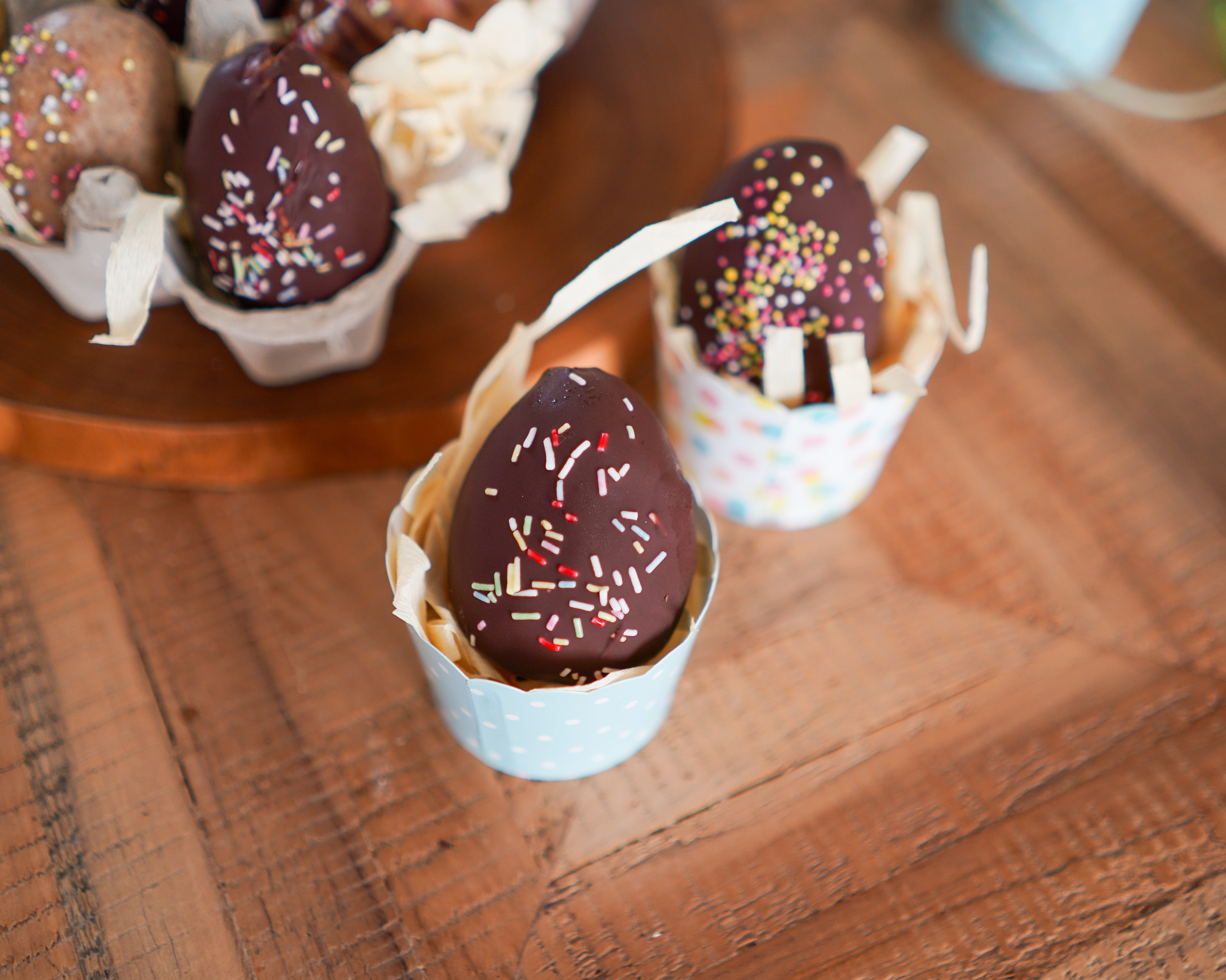 Oeufs de Pâques cacahuètes/chocolat
