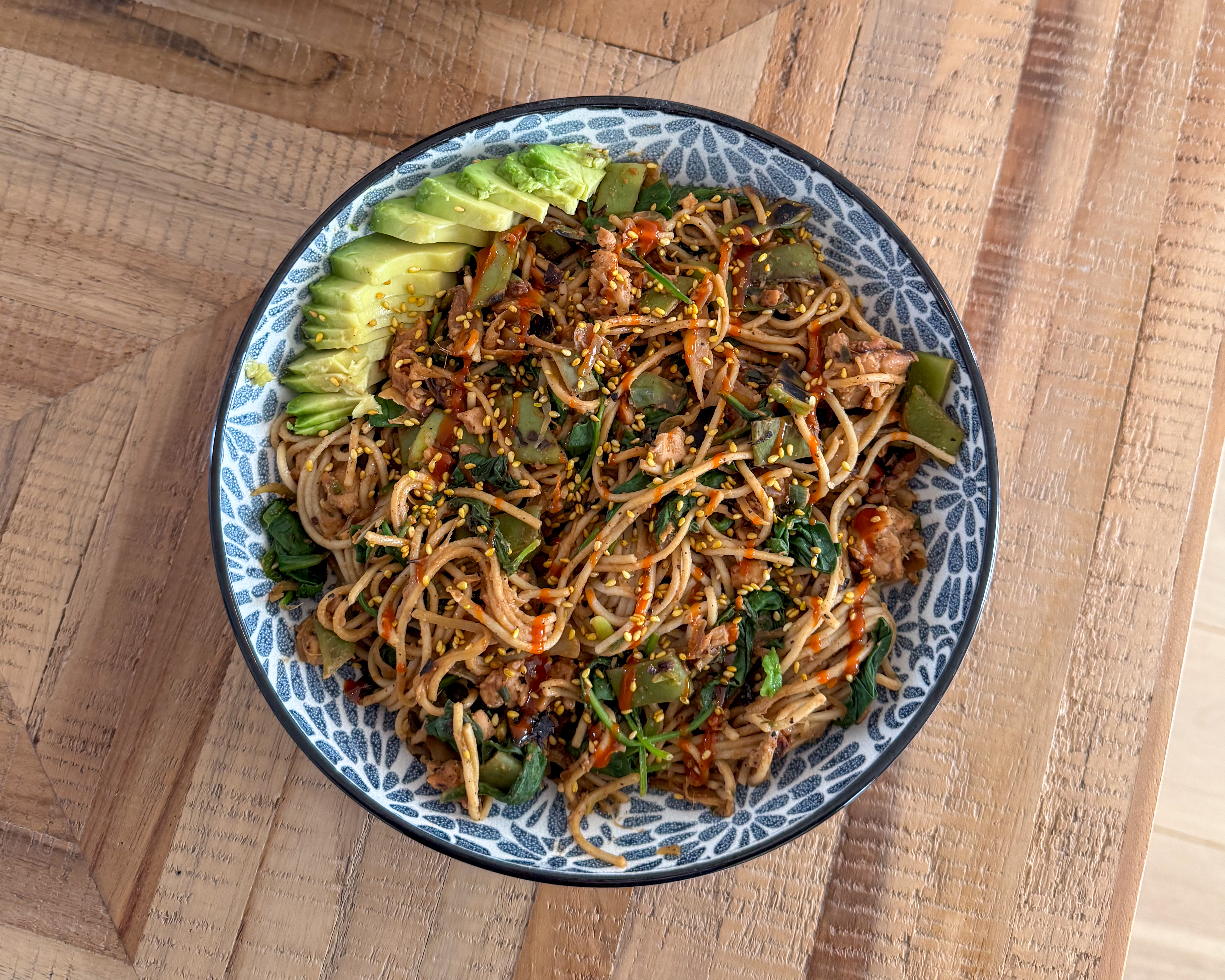 Nouilles aux légumes et sauce PB légère