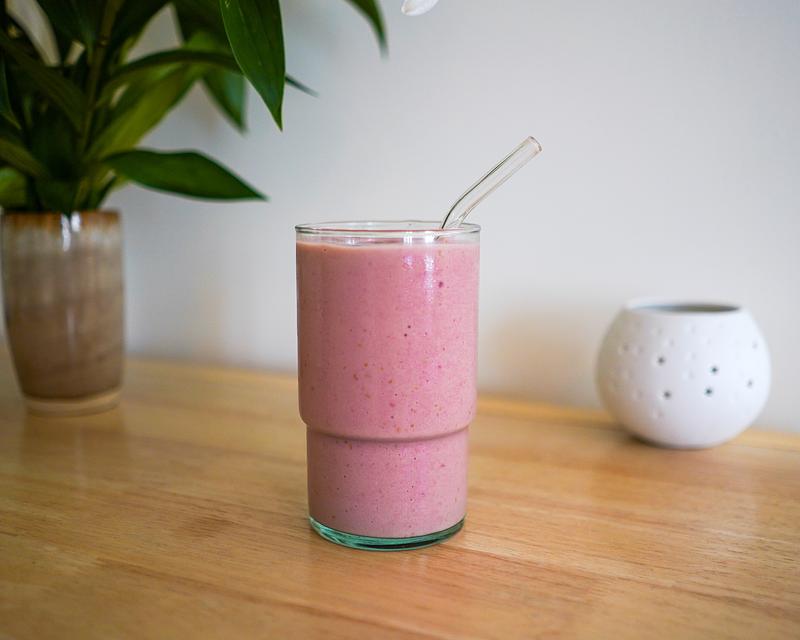 Smoothie protéiné mangue framboises