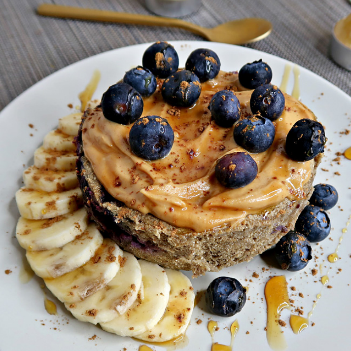 Banana Bread Bowl Cake