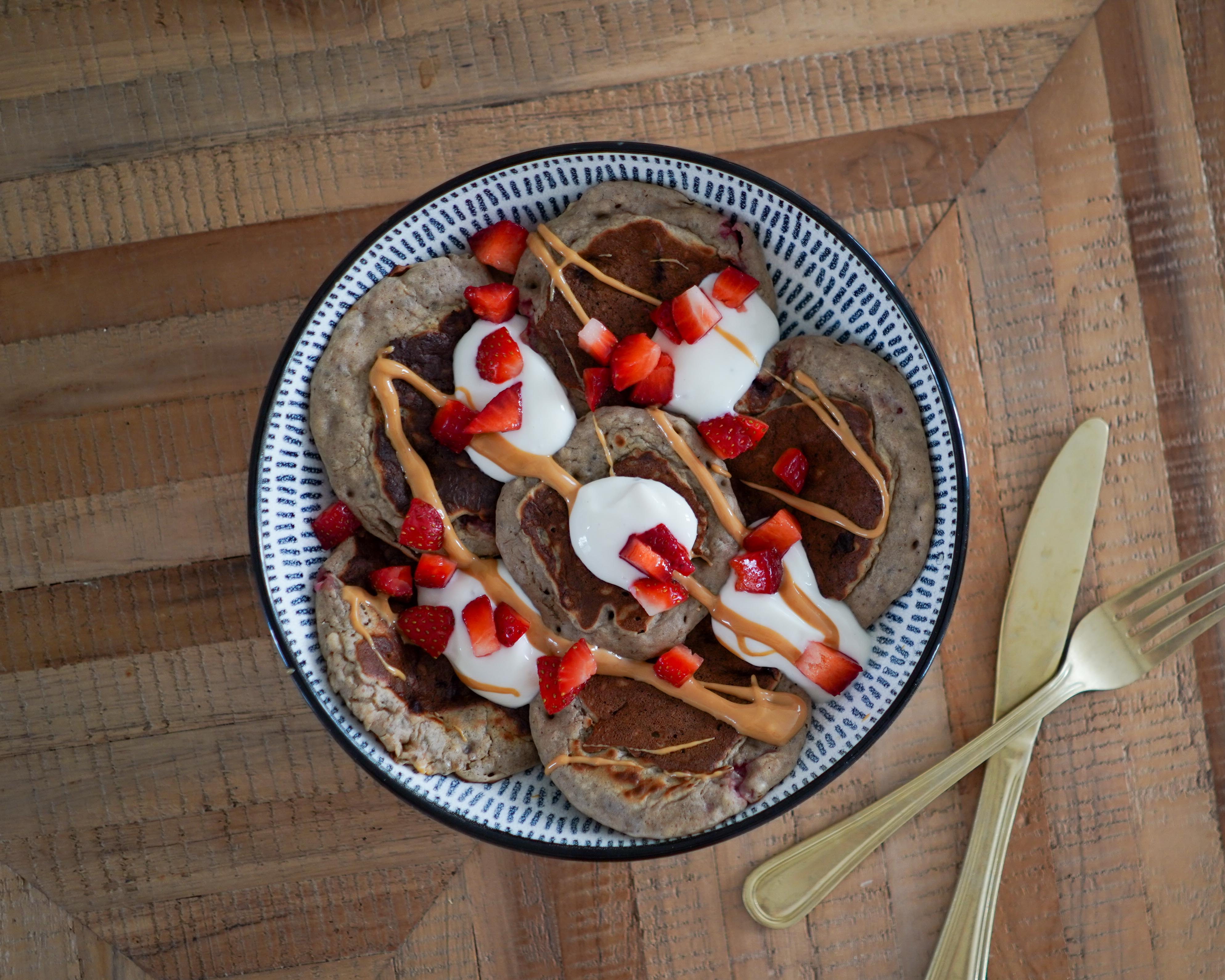 Pancakes protéinés aux fraises